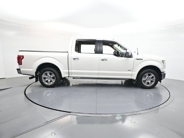 Used 2017 White Platinum Clearcoat Metallic Ford Lariat image 8