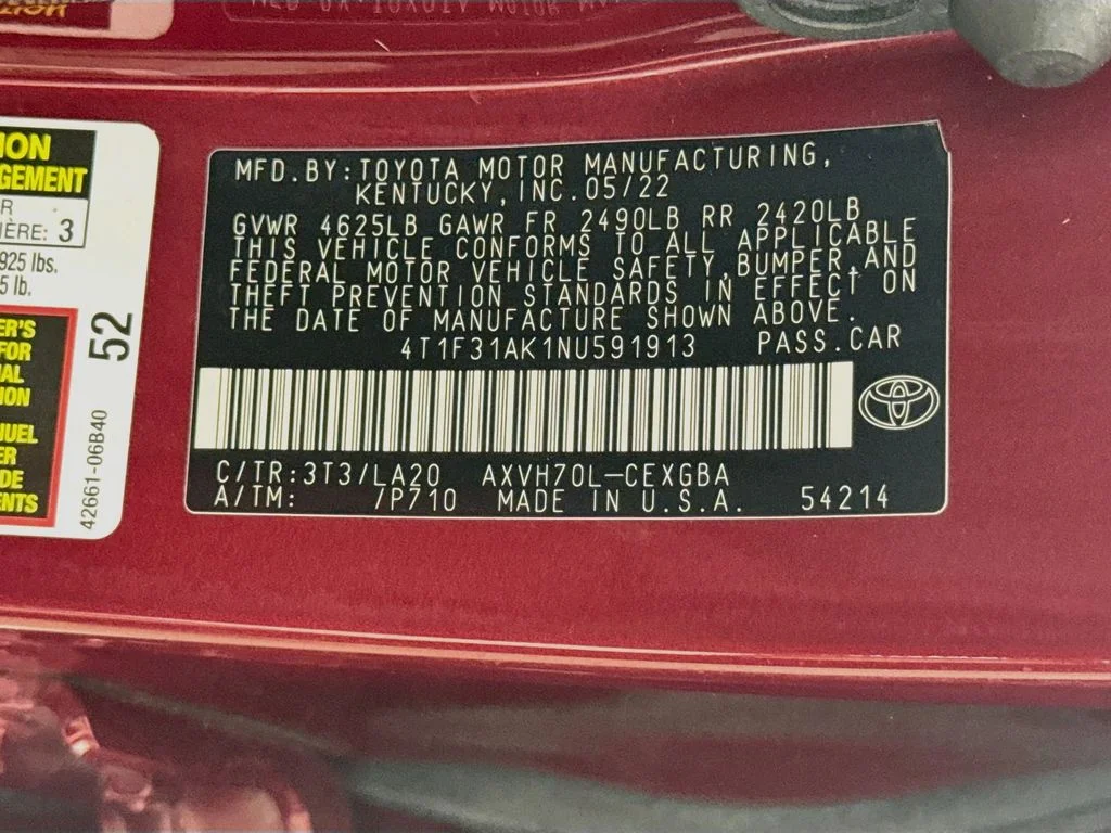 Used 2022 Ruby Flare Pearl Toyota Hybrid XLE image 32