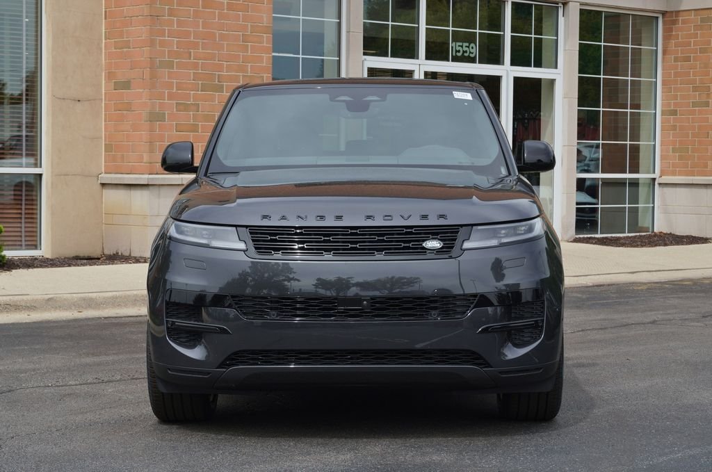 New 2027 Carpathian Grey Land Rover SE image 4