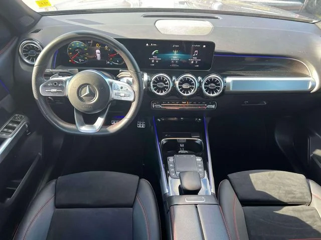 Used 2023 Gray Mercedes-Benz GLB 250 image 19