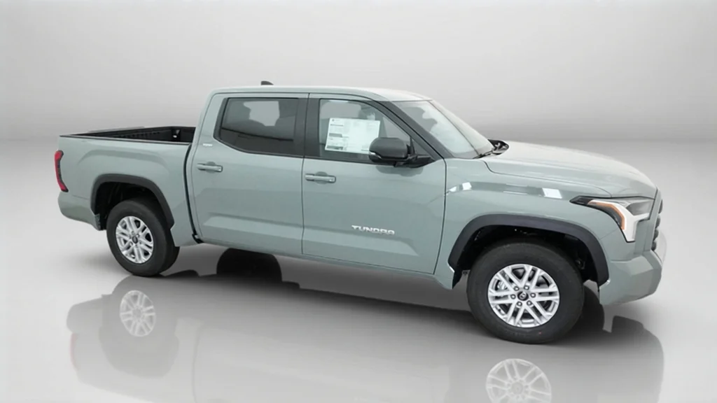 New 2026 Lunar Rock Toyota SR5 image 6