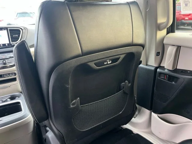 Used 2023 Gray Chrysler Touring L image 14