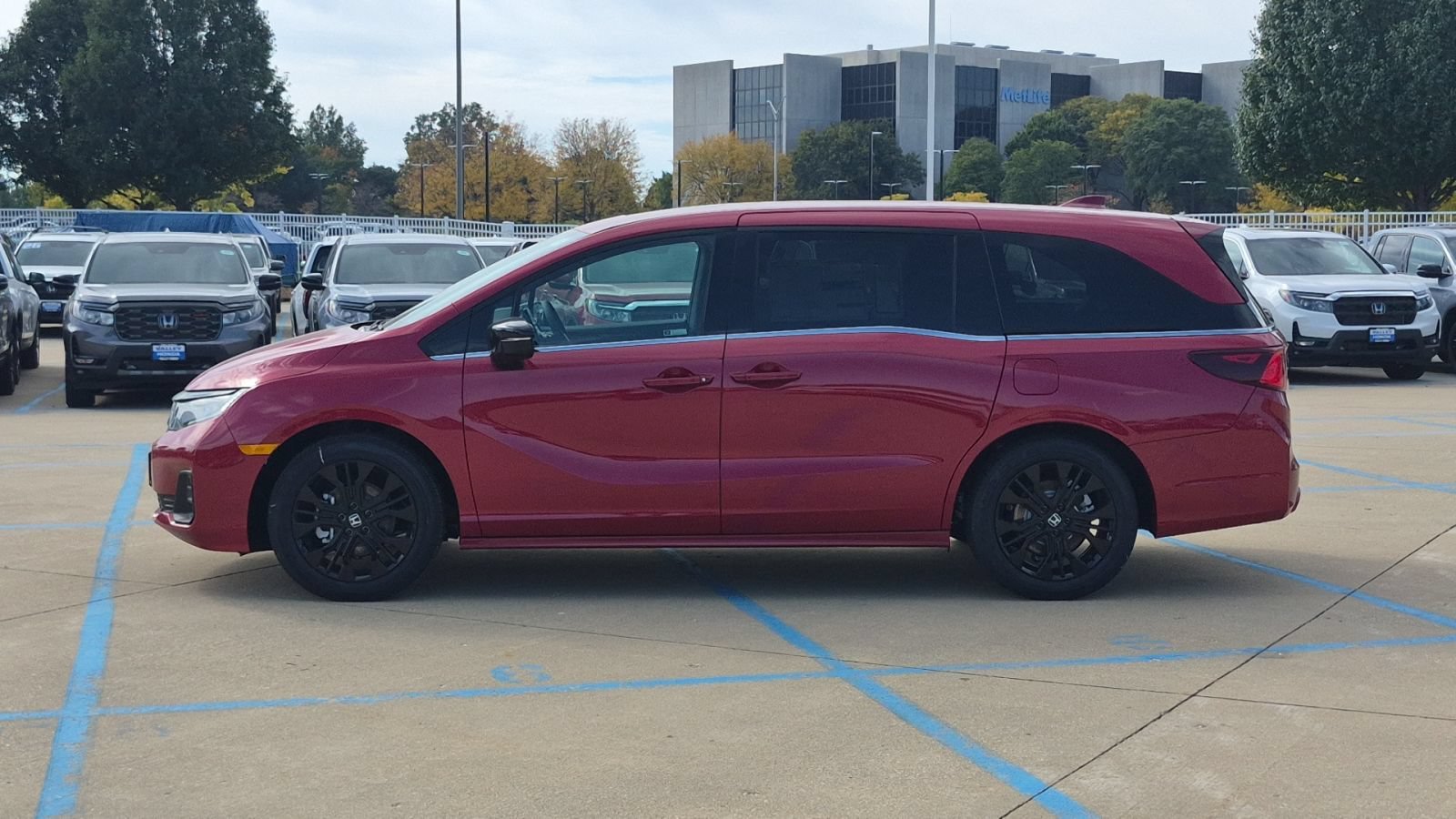 New 2026 Radiant Red Metallic II Honda Sport-L image 9