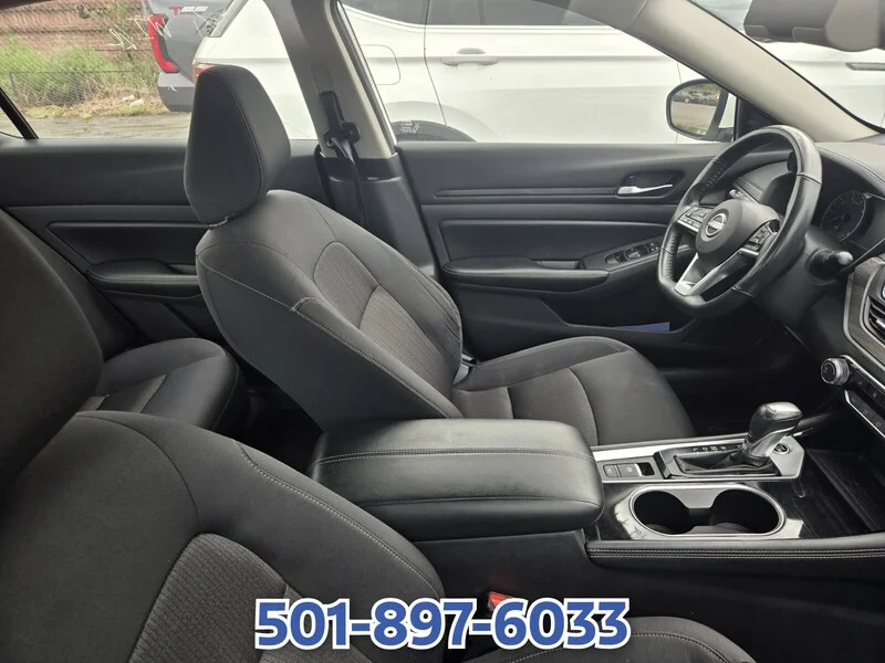 Used 2024 Pearl White NISSAN 2.5 SV image 9