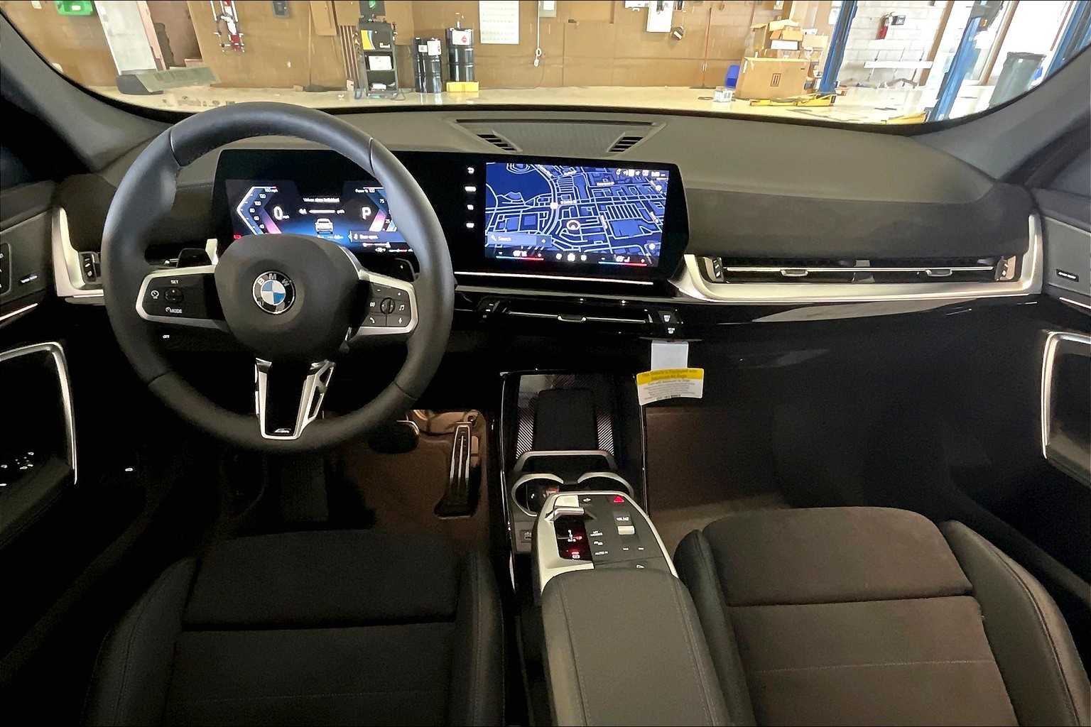 Used 2026 Space Silver Metallic BMW xDrive28i image 5