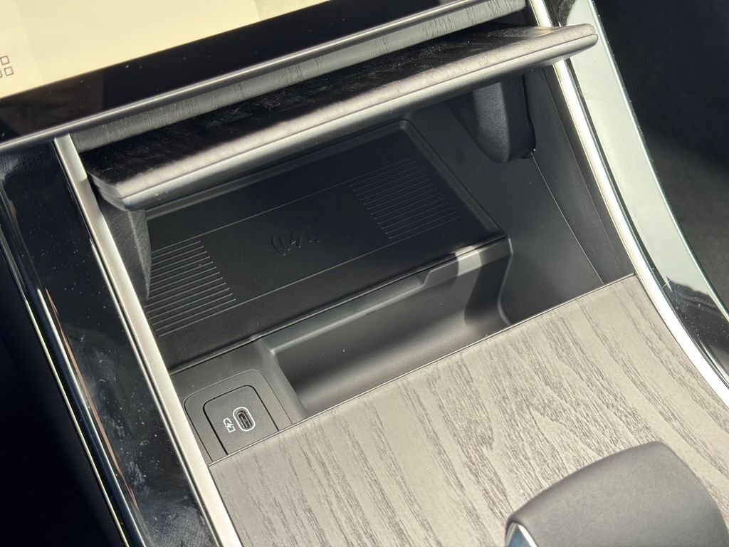 New 2026 Arroios Grey Land Rover  image 23