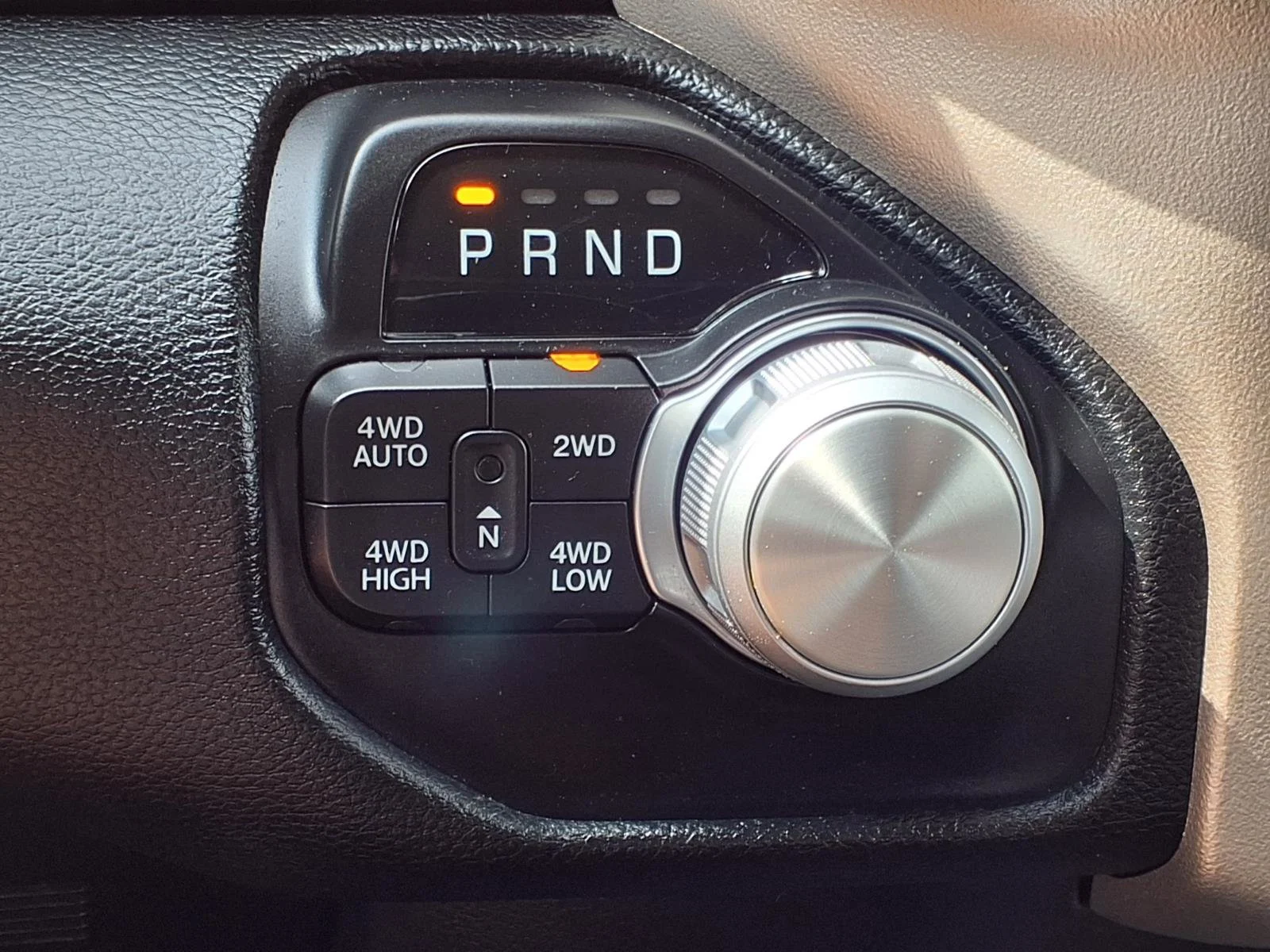 Used 2020 Patriot Blue Pearlcoat Ram Laramie image 13