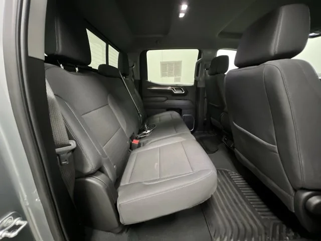 2025 Chevrolet Silverado 1500 LT - Photo 27