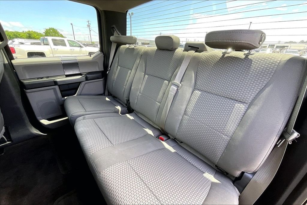 Used 2016 Blue Ford XLT image 19
