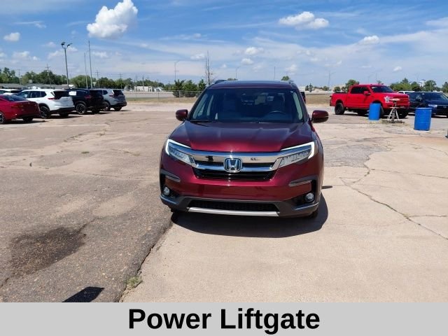 Used 2020 Deep Scarlet Pearl Honda Touring image 10
