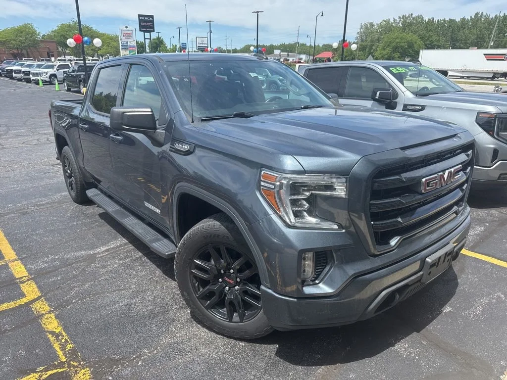 2020 GMC Sierra 4WD Crew Cab Short Box Elevation's photo