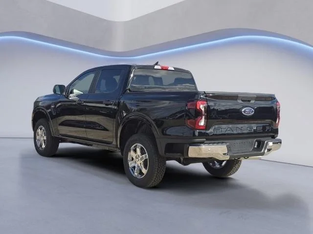 New 2025 Shadow Black Ford XLT image 23