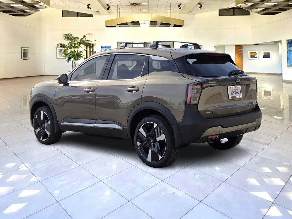 New 2026 Canyon Bronze Metallic Nissan SR image 4