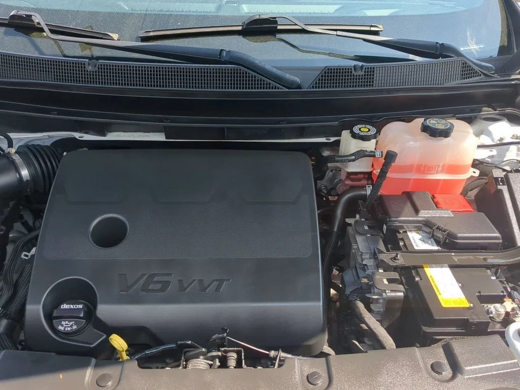Used 2022 Summit White Chevrolet Premier image 35