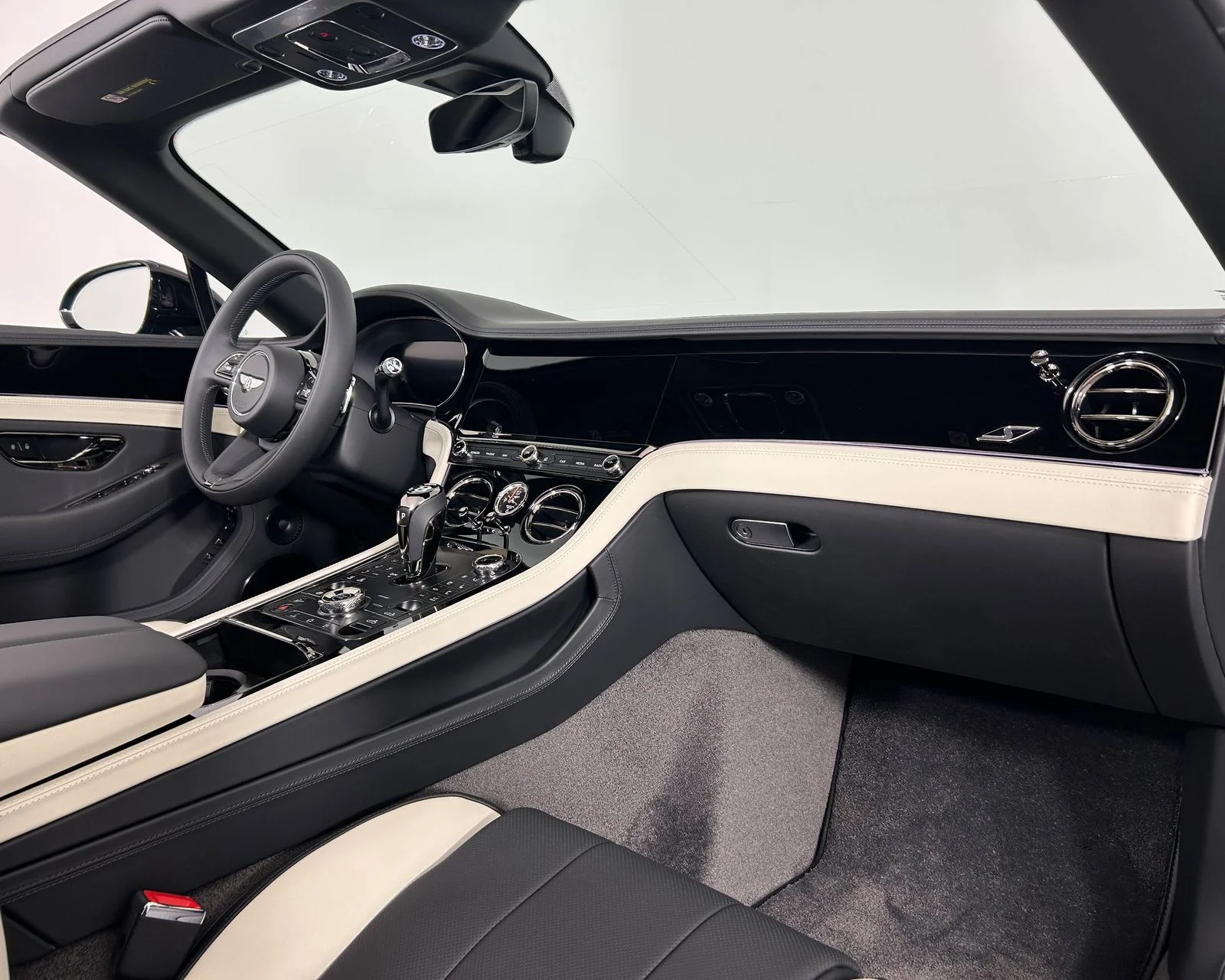New 2026  Bentley V8 S image 2