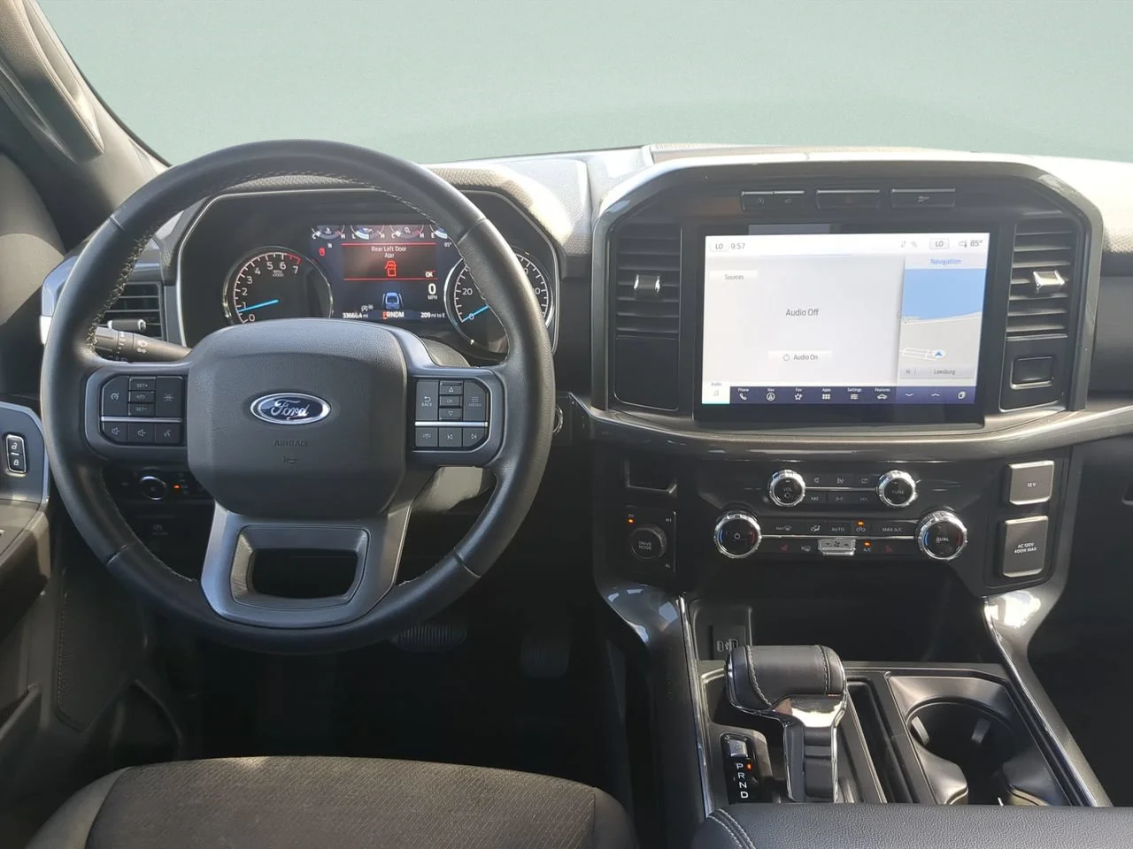 Used 2023 Avalanche Gray Ford XLT image 13
