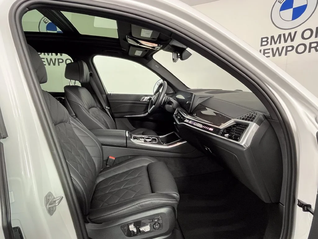 Certified Used 2025 White Metallic BMW M60i image 23