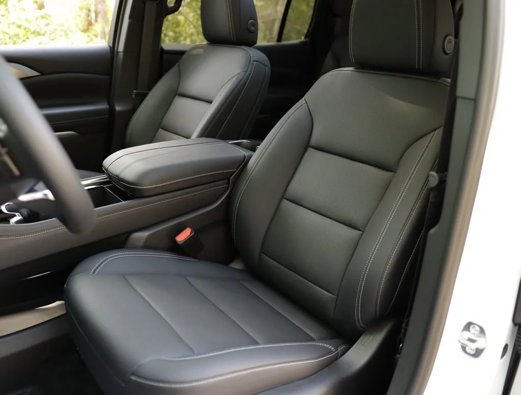 2026 Chevrolet Traverse LT - Photo 24