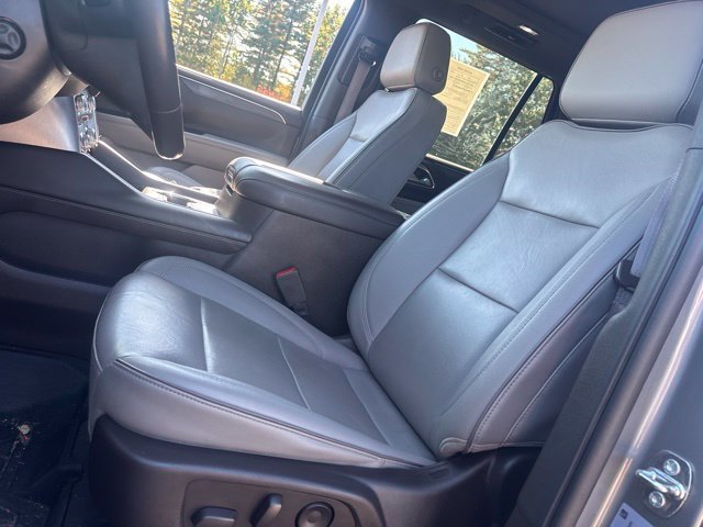 Used 2022 Satin Steel Metallic GMC SLT image 15