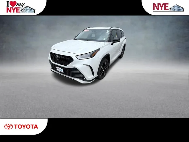 2022 Toyota Highlander XSE
