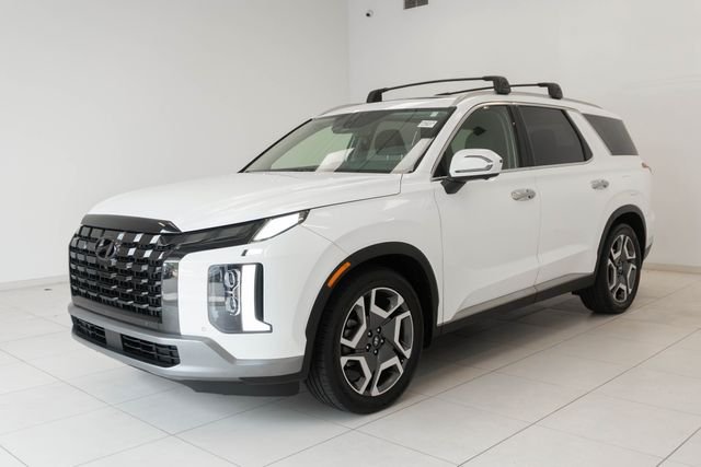 Used 2023 White Hyundai Limited image 7