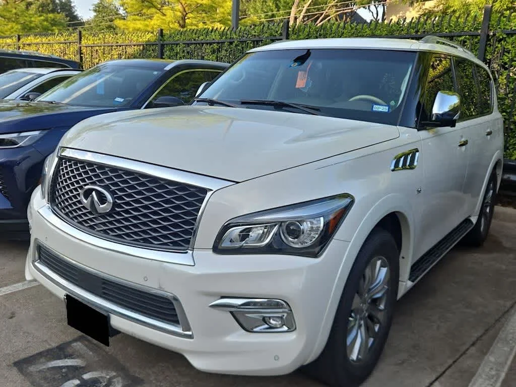 2015 INFINITI QX80 -'s photo