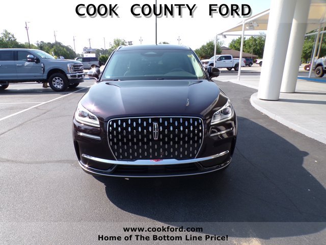 Used 2023 Crystal Red Metallic Lincoln Reserve image 14
