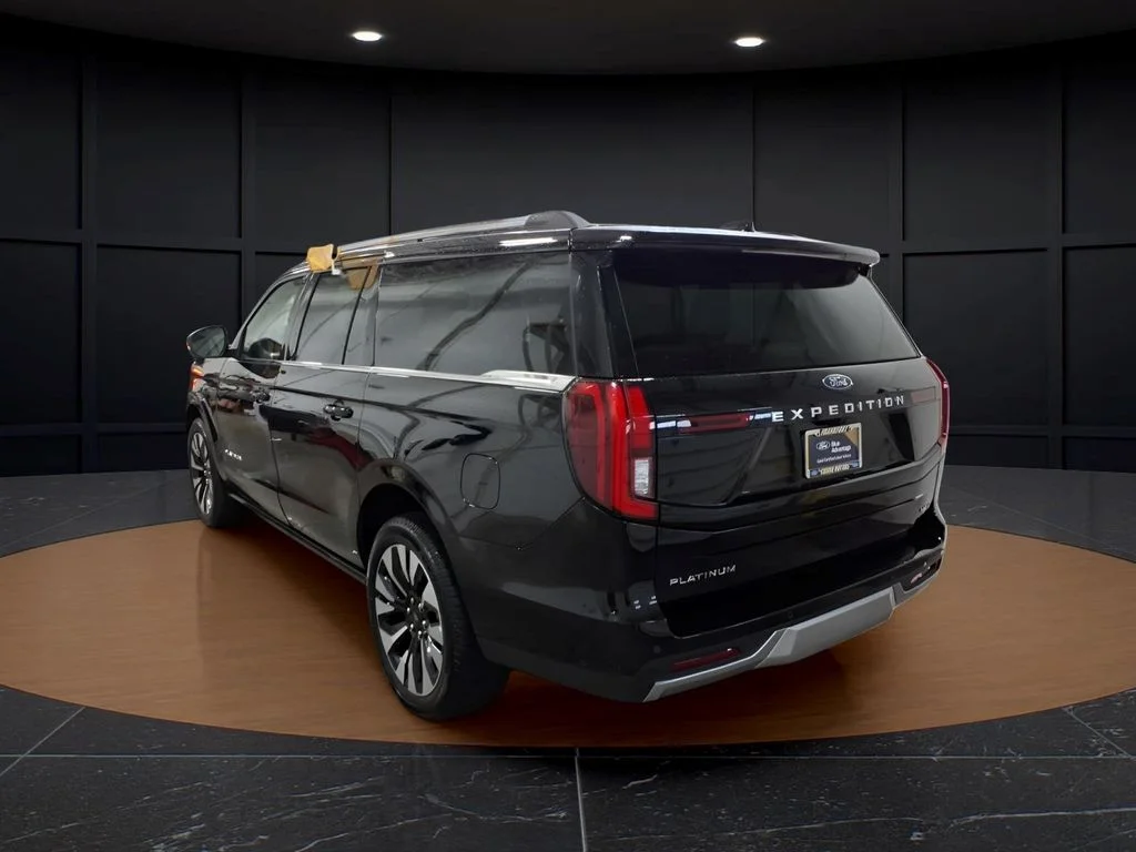 Certified Used 2025 Black Metallic Ford Platinum image 4