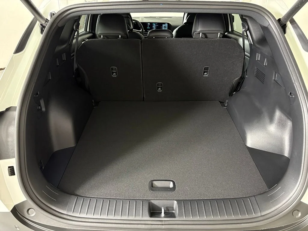 New 2027 White Kia X-Line image 39