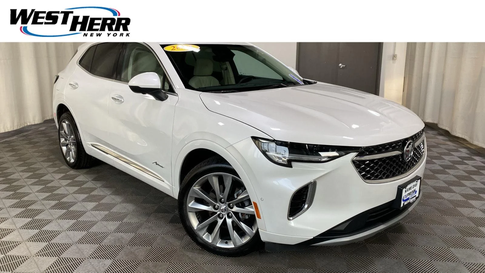 Used 2023 White Frost Tricoat Buick Avenir image 1