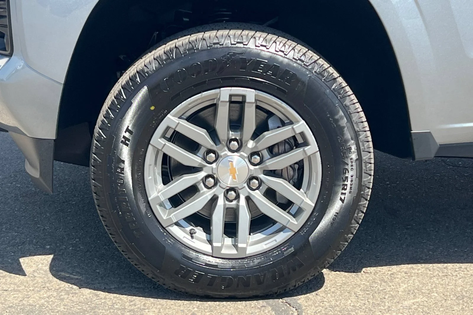 New 2026 Sterling Gray Metallic Chevrolet LT image 24