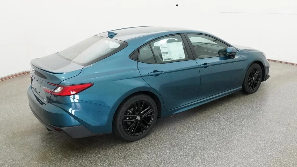 New 2026 Ocean Gem Toyota SE image 53