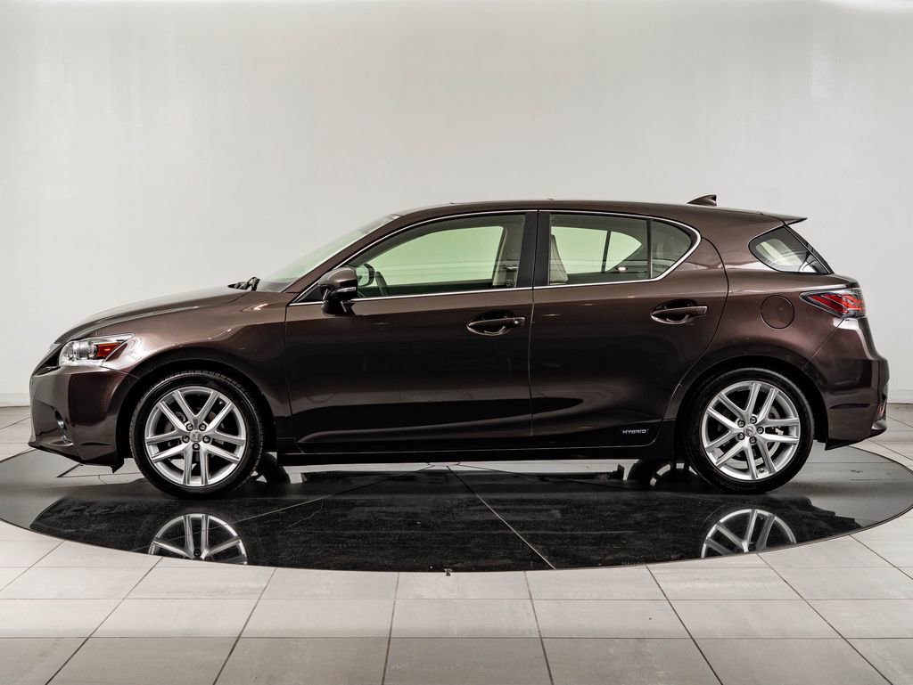 Used 2014 Pearl Lexus 200h image 5
