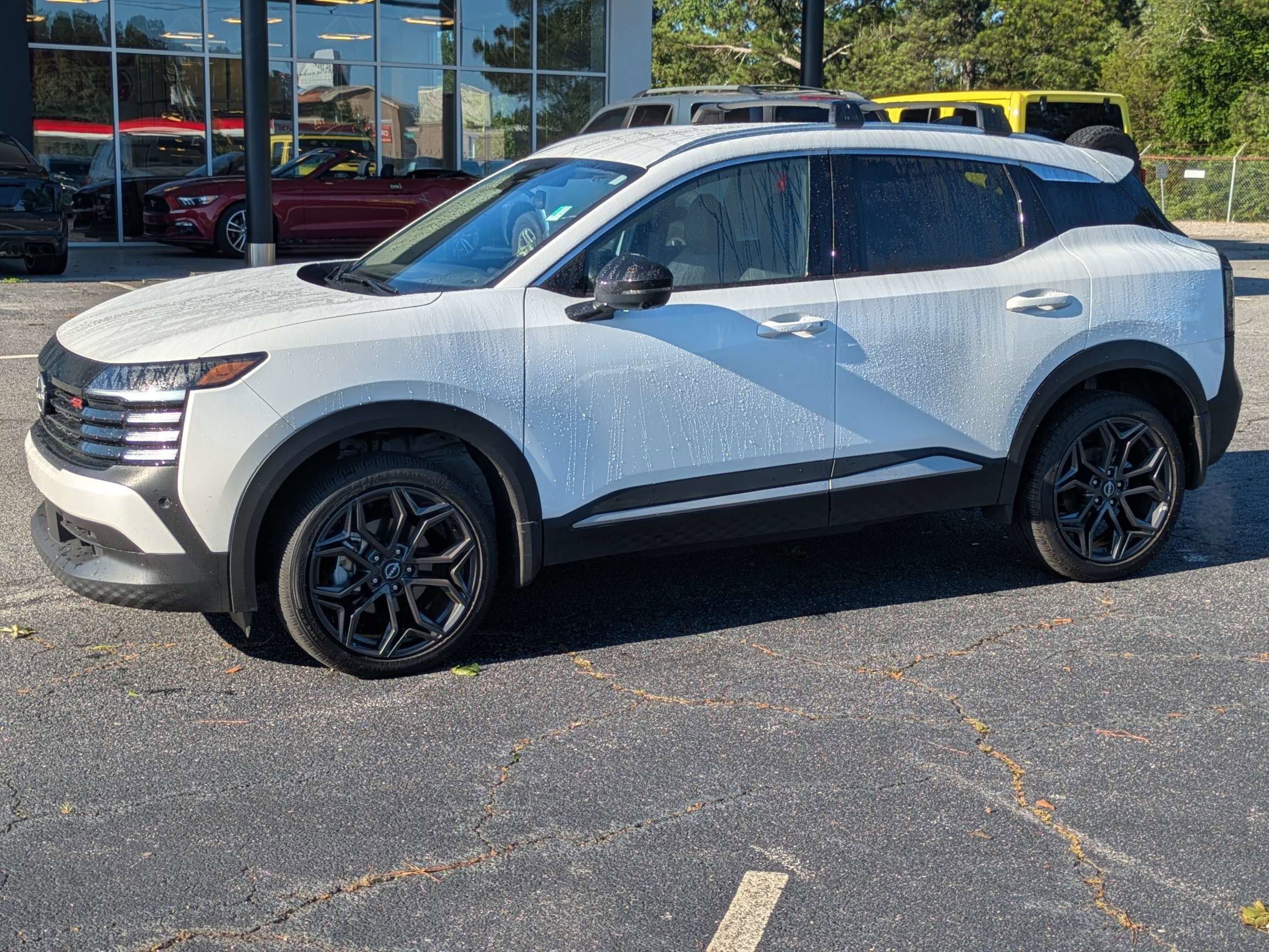 Used 2026 White Nissan SR image 7