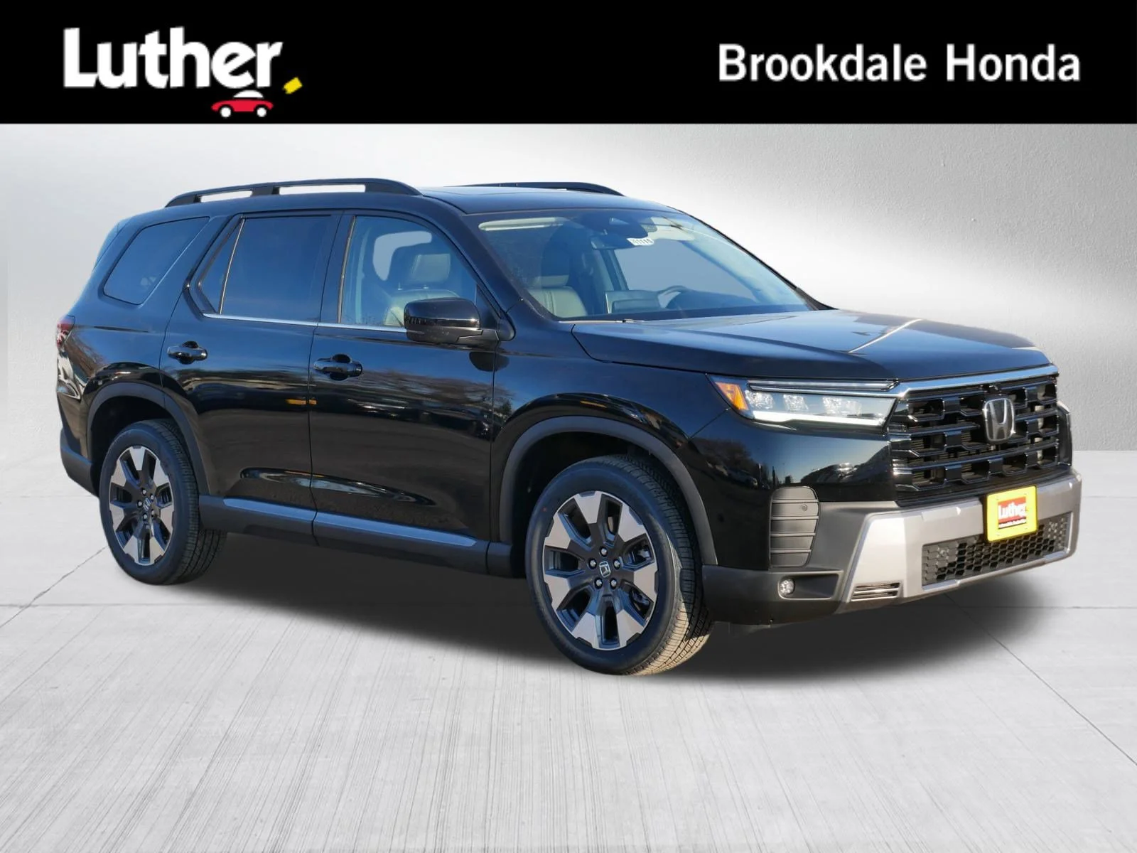 2026 Honda Pilot Touring AWD's photo