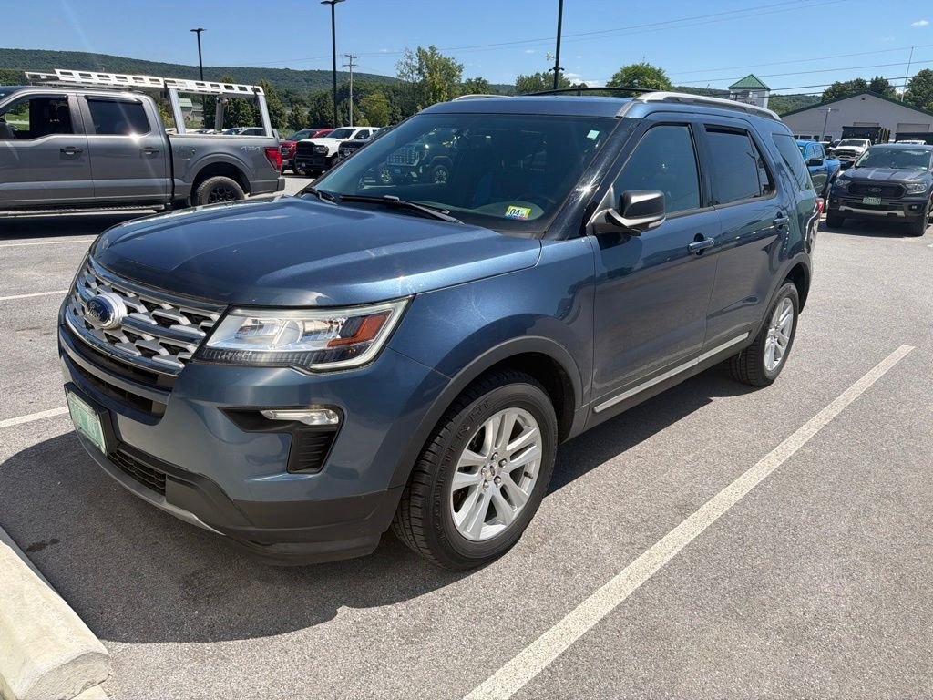Used 2019 Blue Metallic Ford XLT image 1