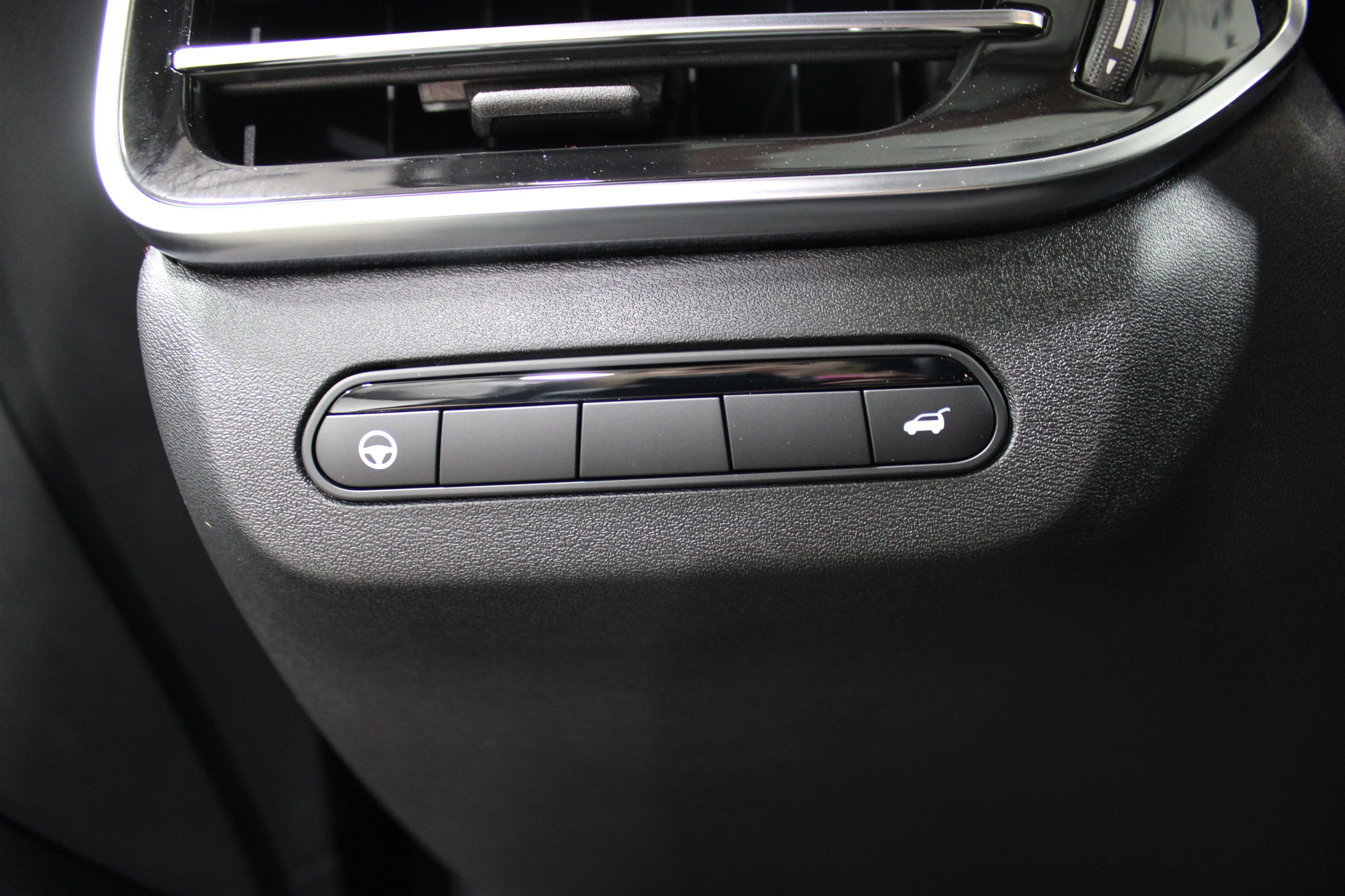 New 2027 MINERAL BLACK INFINITI Sport AWD image 8