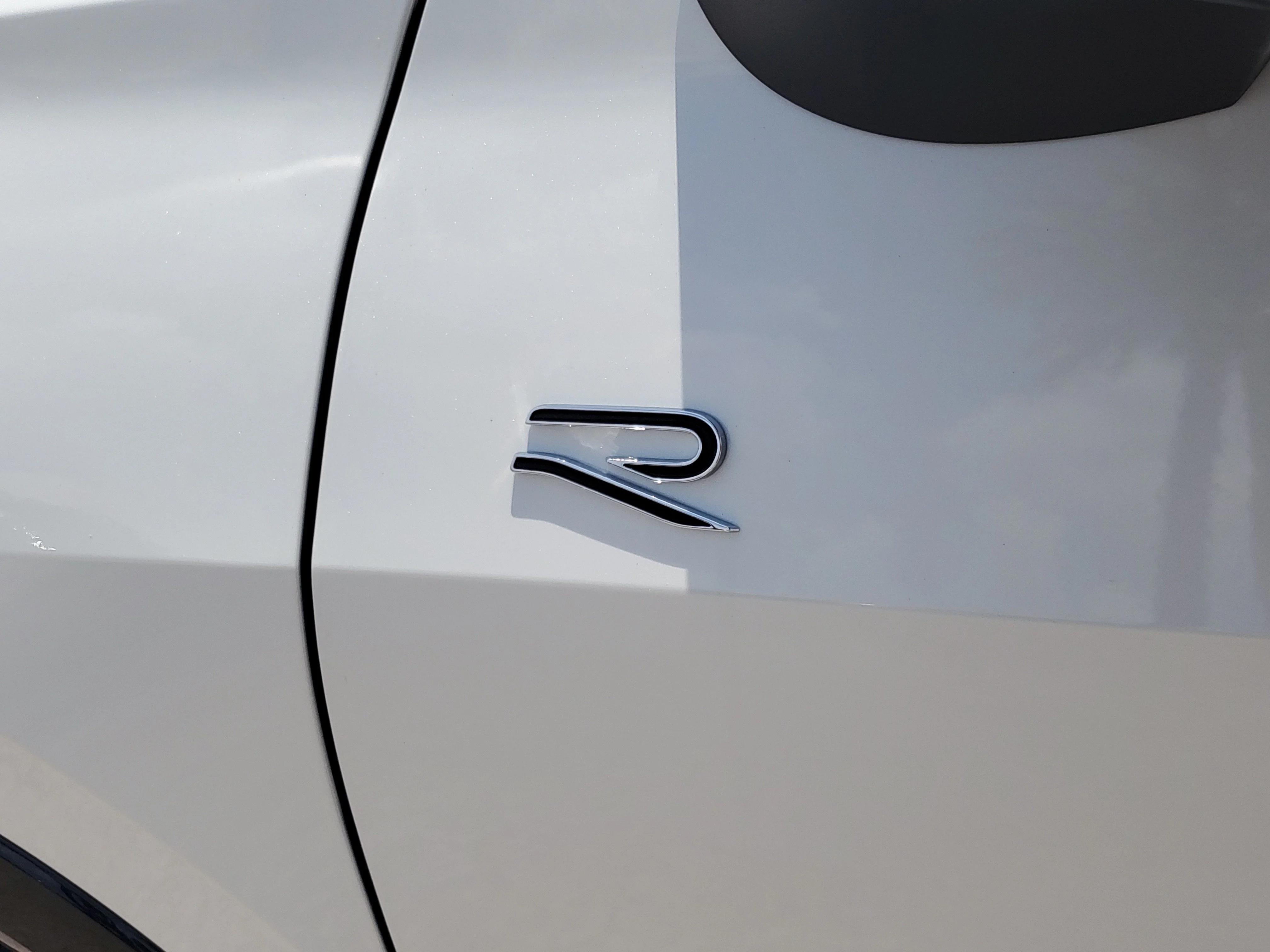 New 2026 White Volkswagen SE R-Line Black image 10