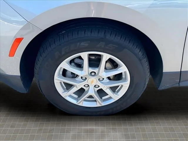 Used 2024 Gray Chevrolet LT image 19