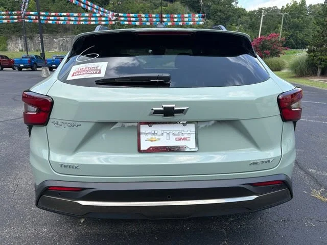New 2026 Cacti Green Chevrolet ACTIV image 6