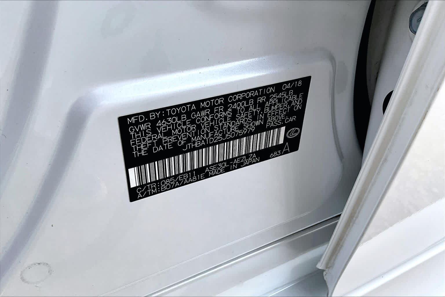 Used 2018 Eminent White Pearl Lexus  image 34