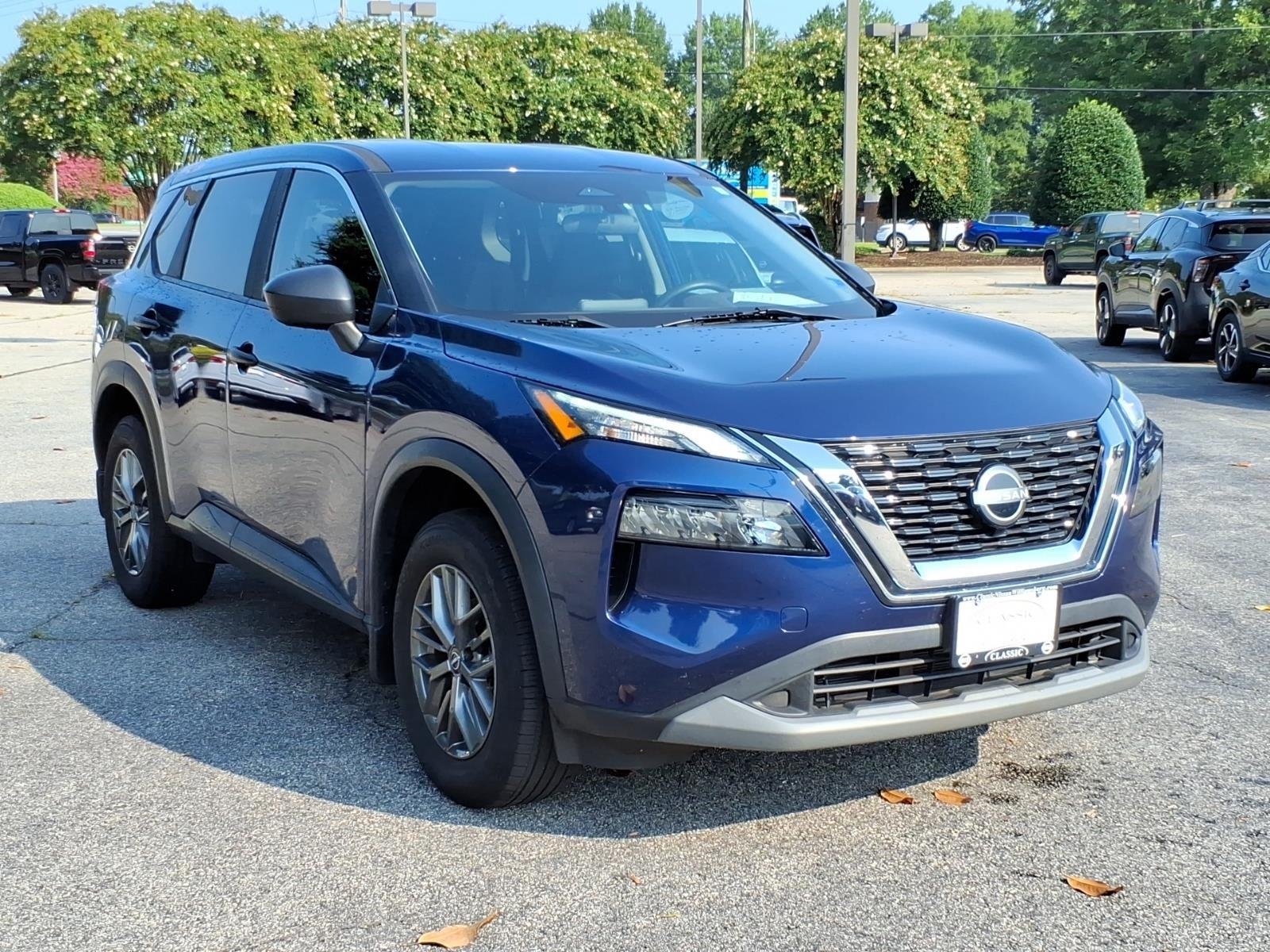 Used 2023 Caspian Blue Metallic Nissan S image 5