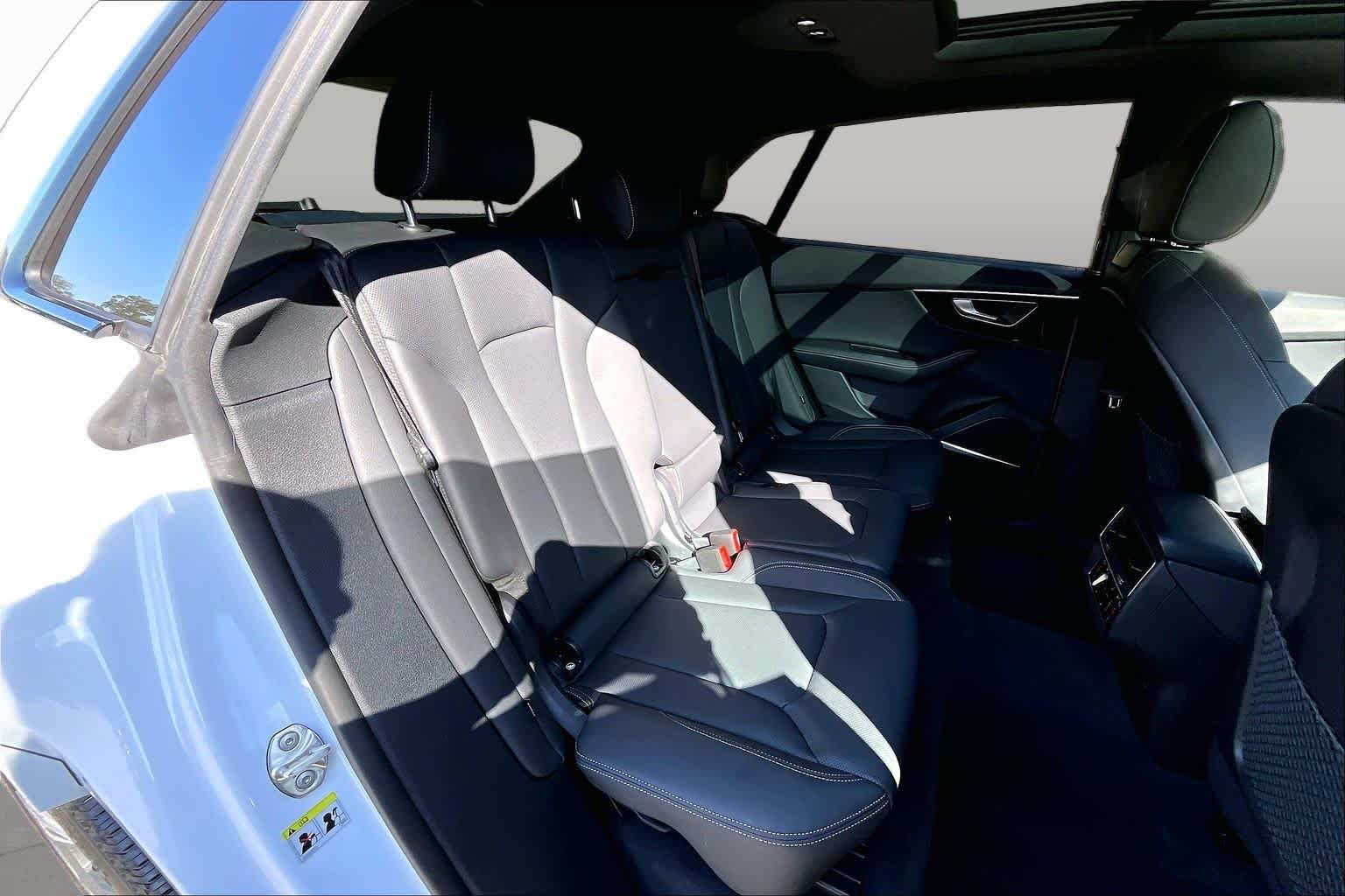 Used 2026 Carrara White Audi Premium Plus image 20