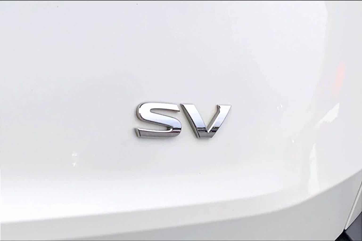 Used 2023 Pearl White Tricoat Nissan SV image 9