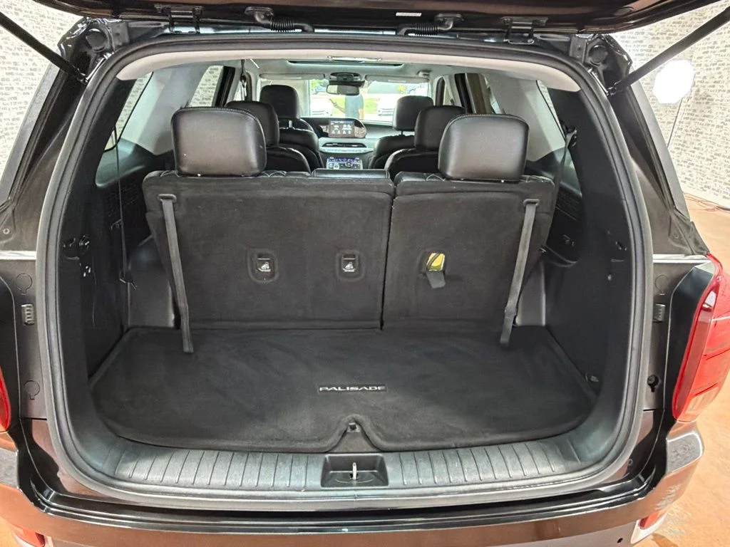 Used 2020 Becketts Black Hyundai SEL image 13