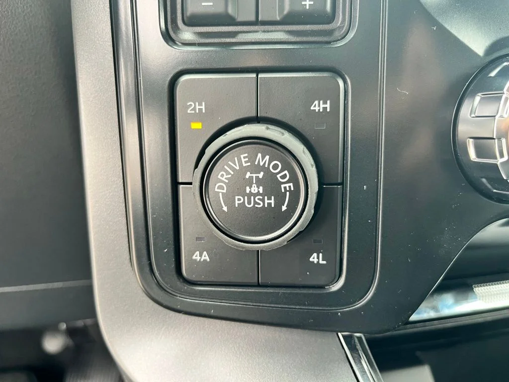 New 2026 Blue Ford Lariat image 18
