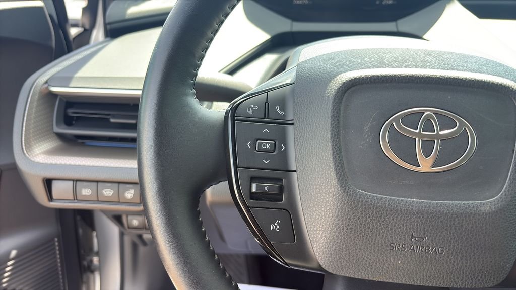Used 2024  Toyota XLE image 22