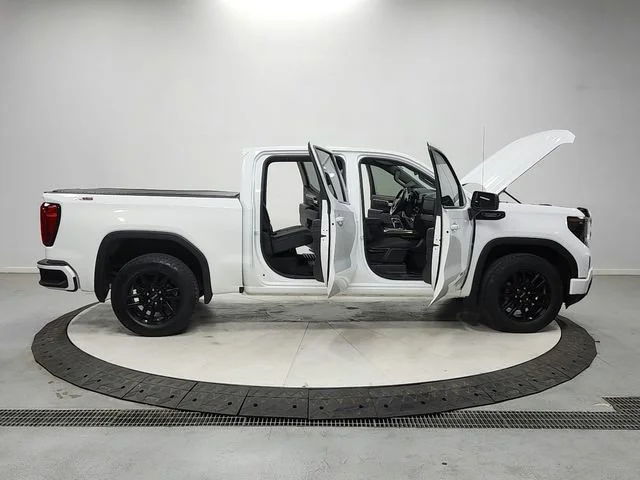 Used 2024 Summit White GMC Elevation image 16