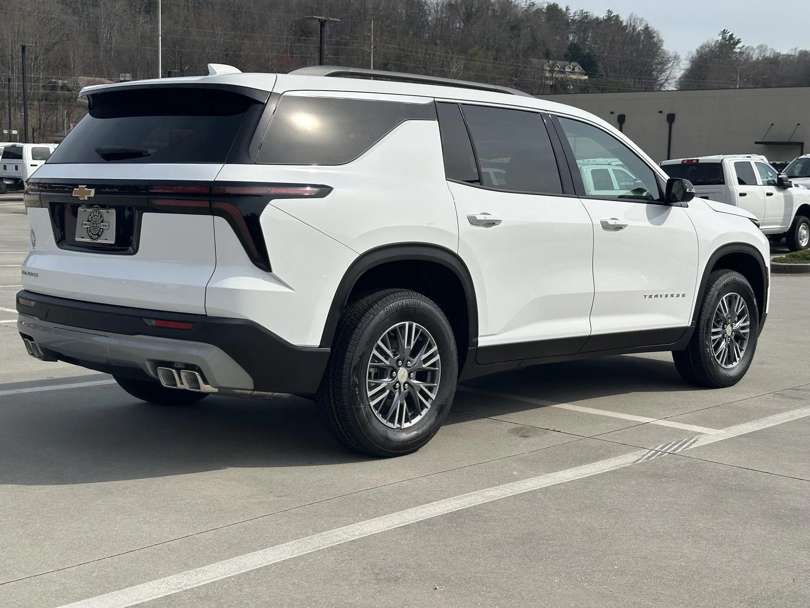 2026 Chevrolet Traverse LT - Photo 7