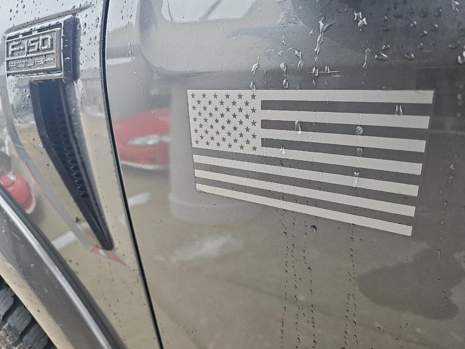 New 2025 Carbonized Gray Metallic Ford Lariat® image 22